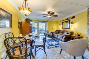 Downtown Gatlinburg Condo with Community Pool! Gatlinburg